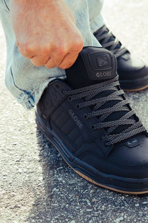 nachylenie Globe Brand N8J441 ciemny cień/widmo buty